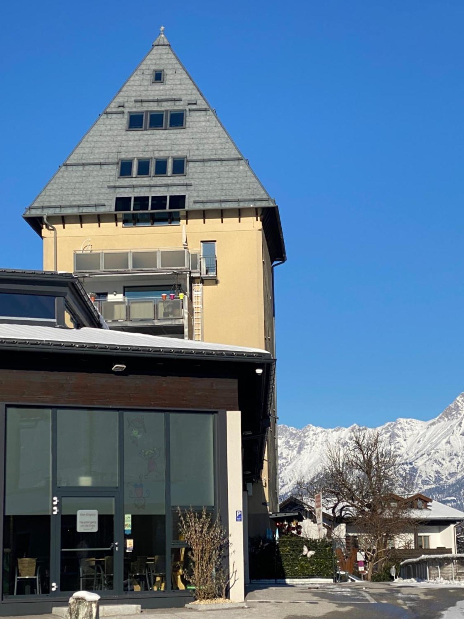 Loft Im Turm Apartment Майсхофен Екстериор снимка