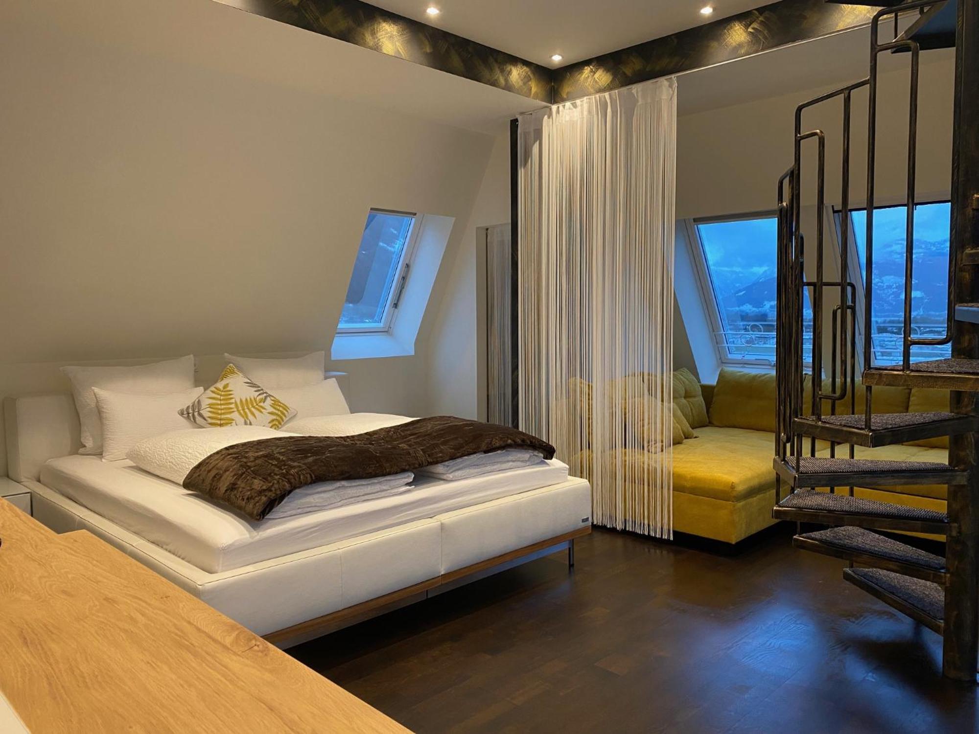 Loft Im Turm Apartment Майсхофен Екстериор снимка